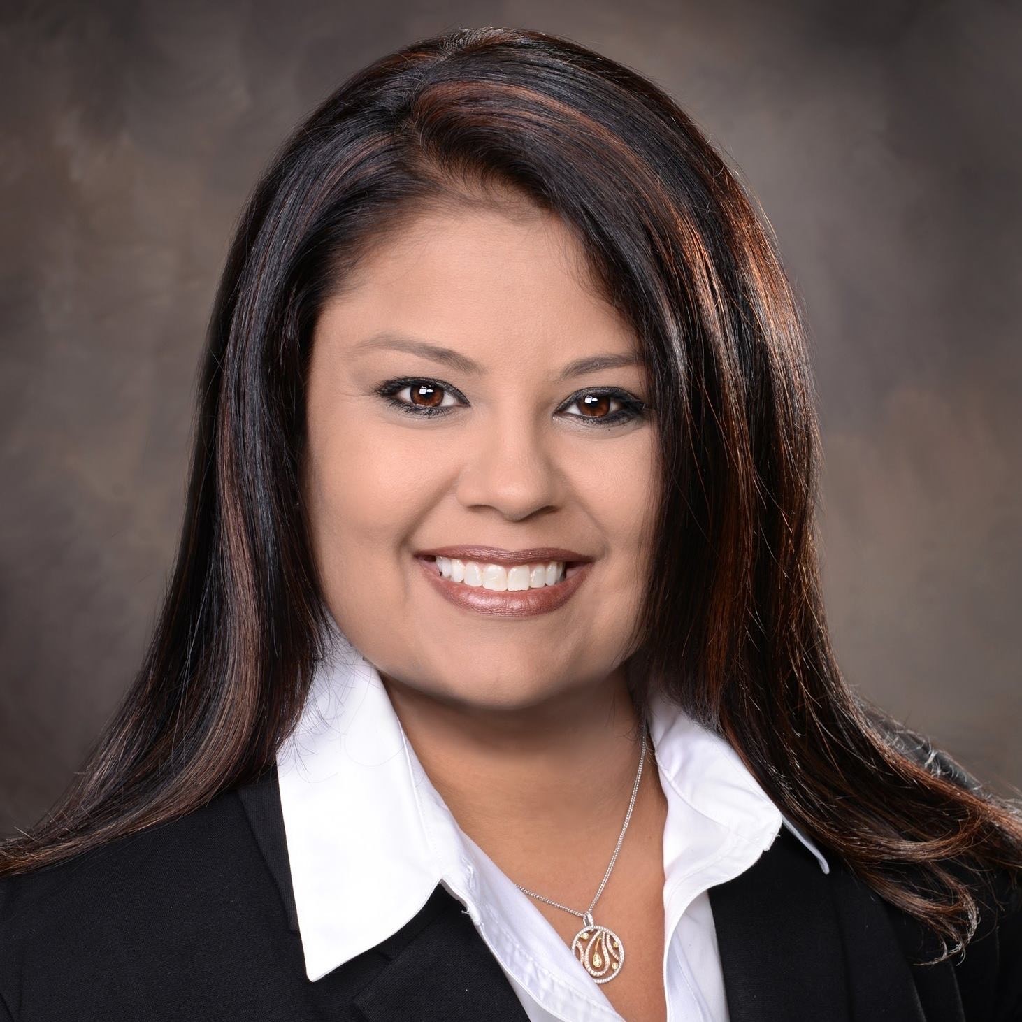 Chandni Thakrar-Woolam