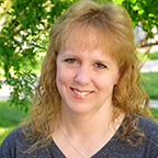 Deana Miller headshot