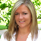 laura wiggin headshot