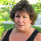 Ruth Hignight headshot