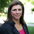 Shelley Thompson headshot